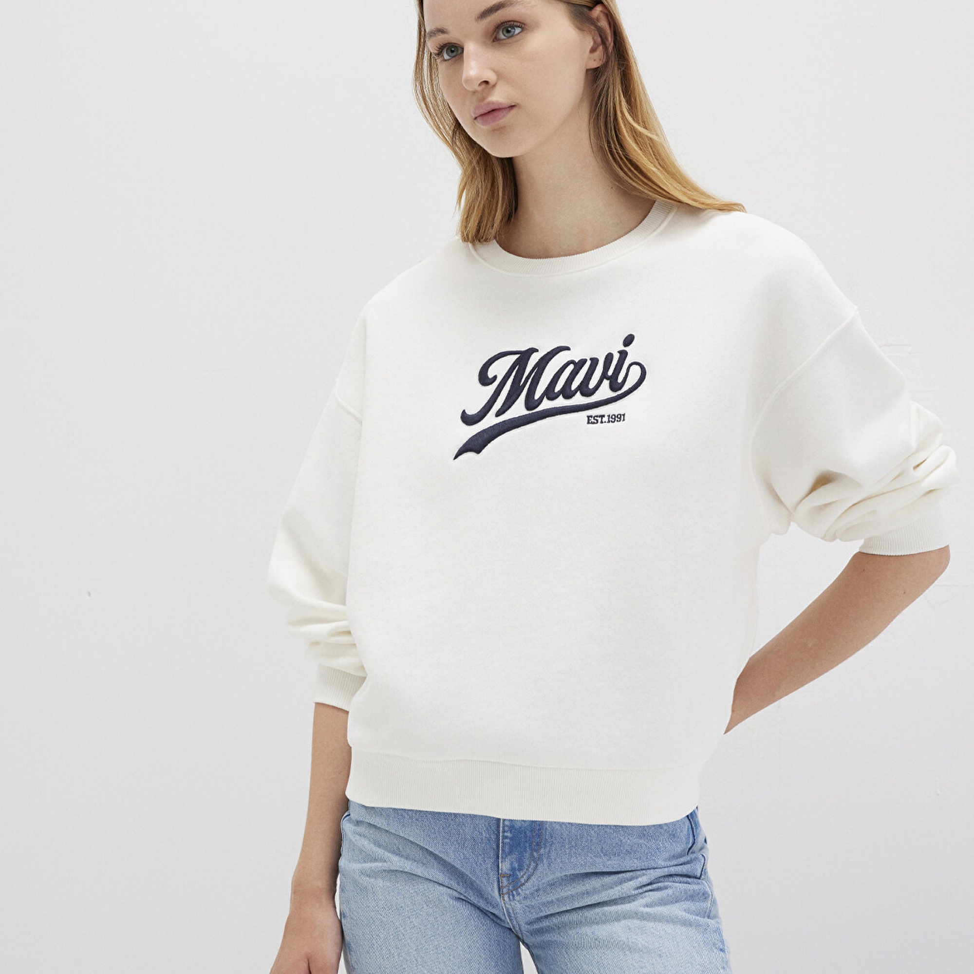 Mavi Mavi Logo Baskılı Beyaz Sweatshirt 1S10419-80194