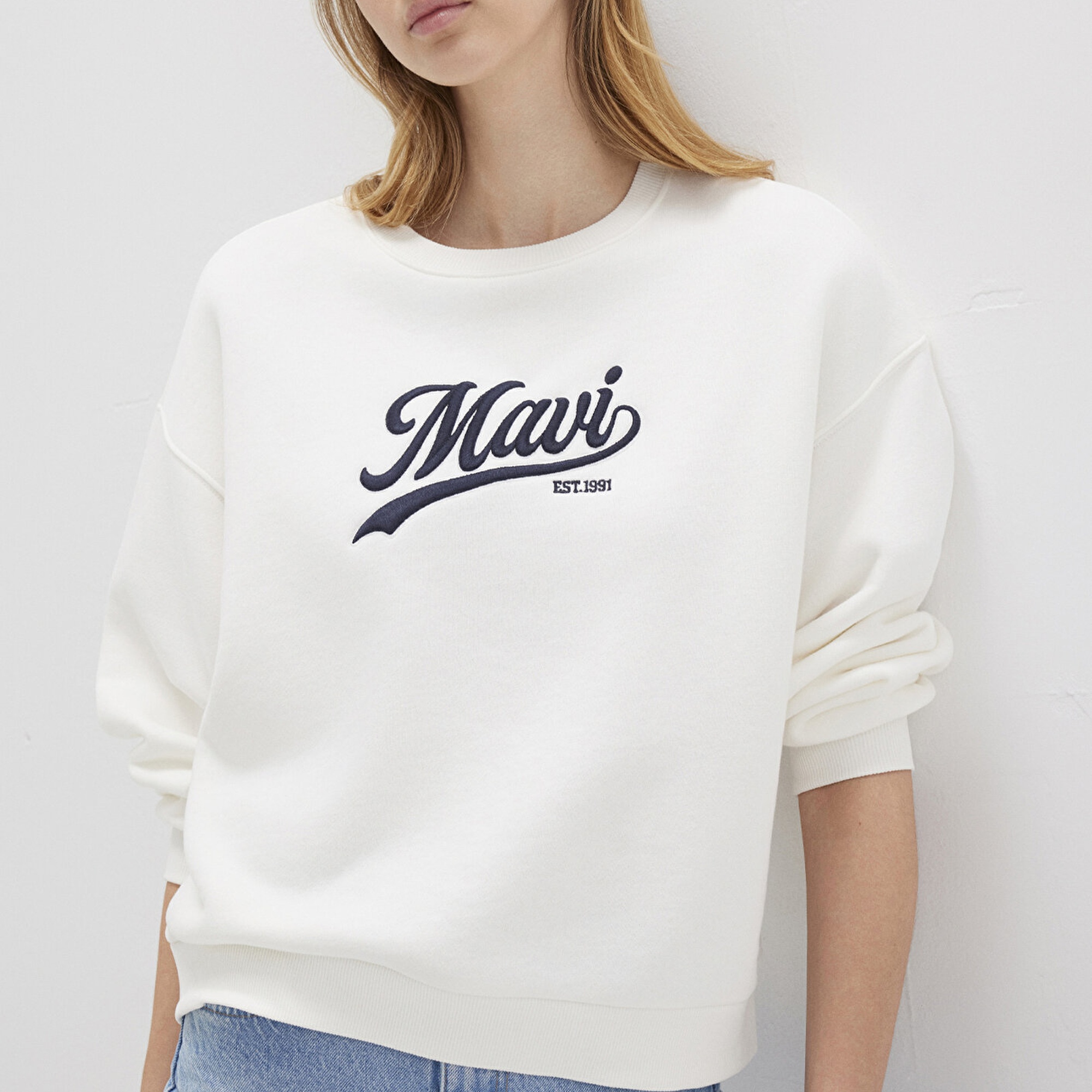 Mavi Mavi Logo Baskılı Beyaz Sweatshirt 1S10419-80194