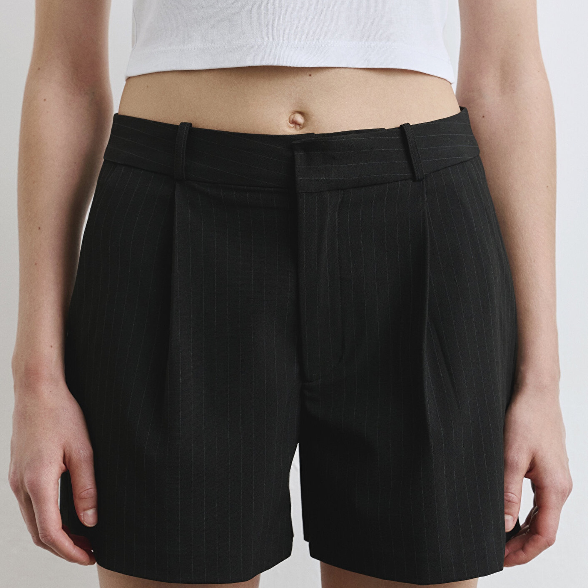 Mavi Siyah Şort 1410217-85353