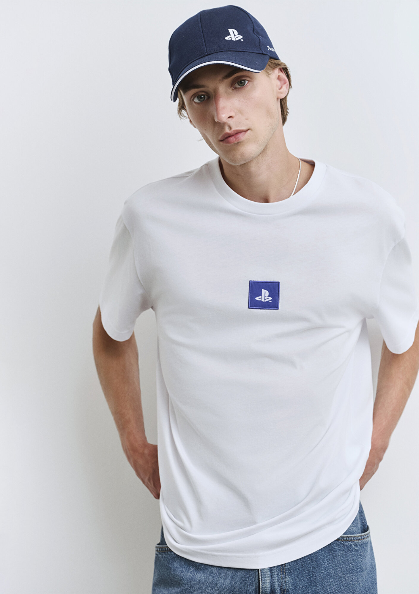  Mavi PlayStation Baskılı Beyaz Tişört Loose Fit / Bol Rahat Kesim 0612926-620