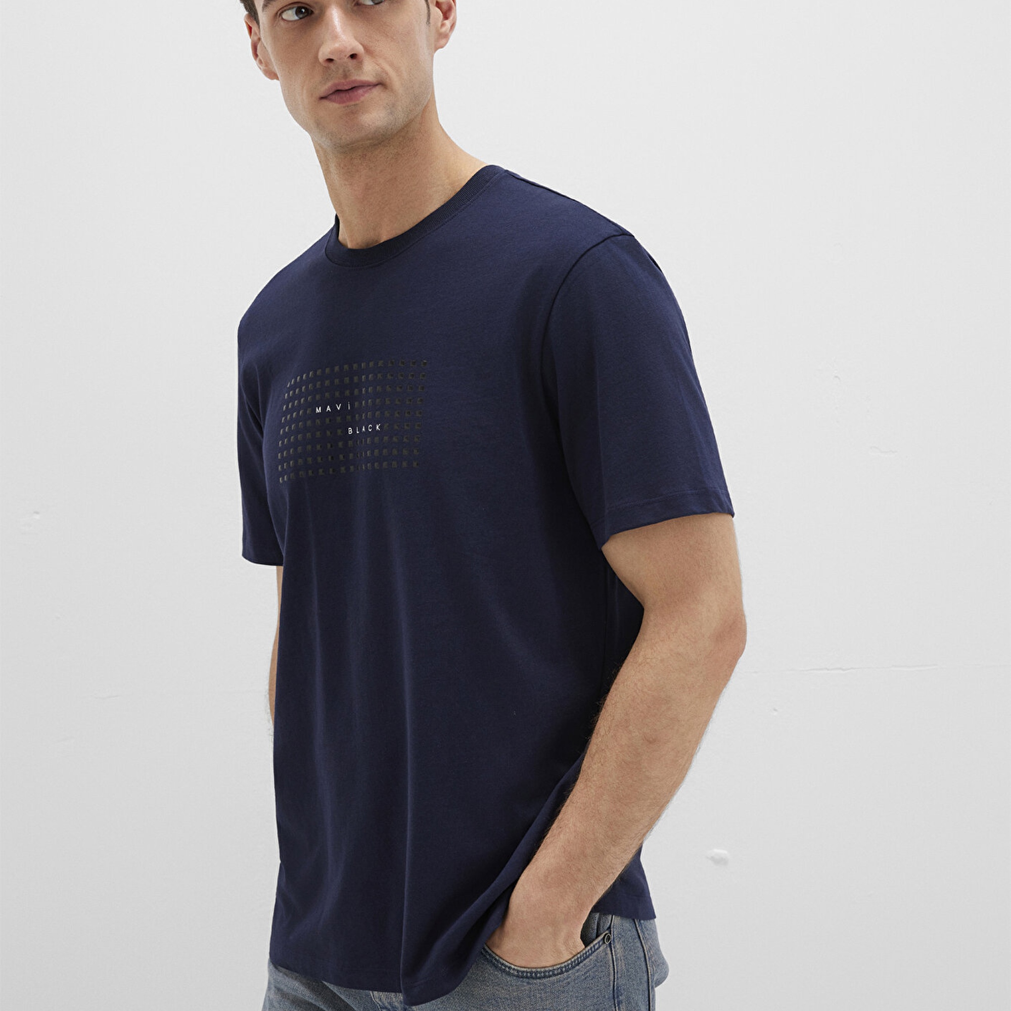 Mavi Mavi Black Baskılı Lacivert Tişört Regular Fit / Normal Kesim 0612866-86415