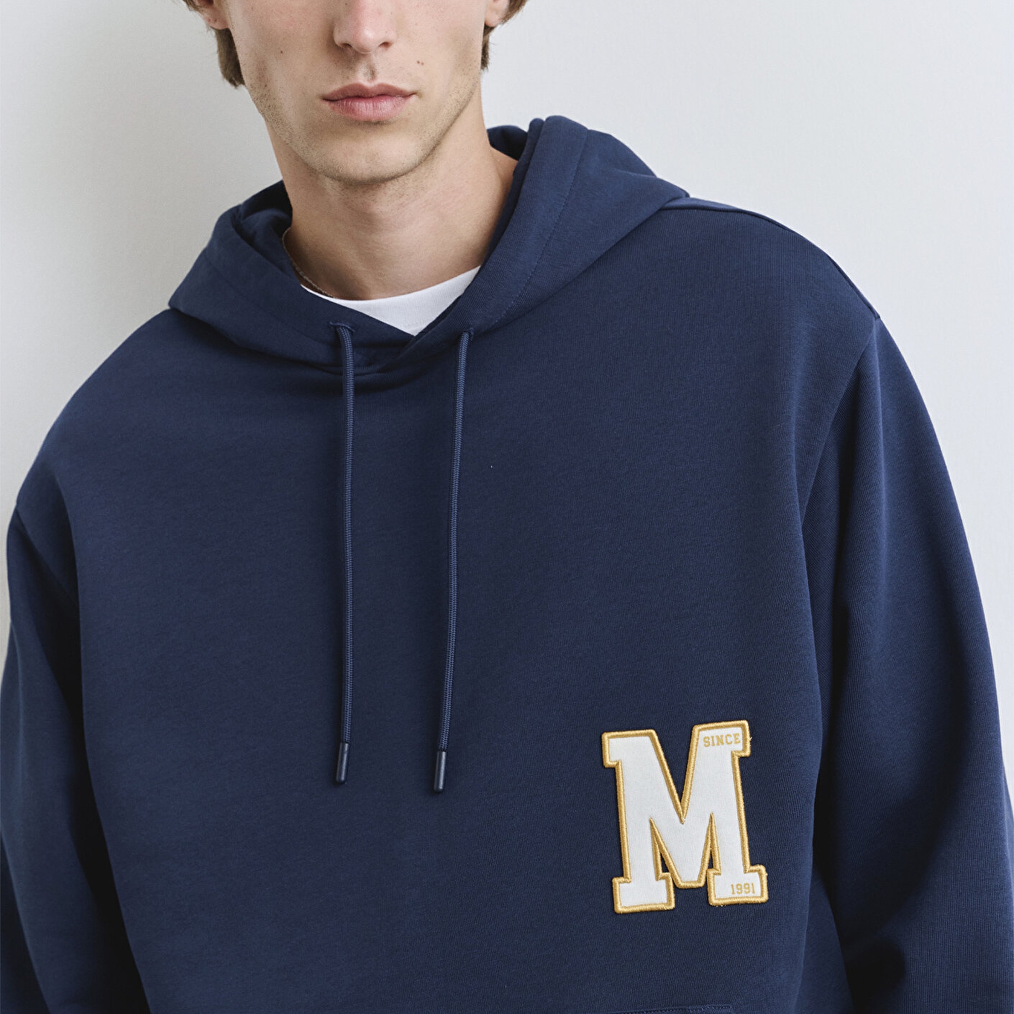 Mavi Sırt Baskılı Kapüşonlu Lacivert Sweatshirt 0S10375-89353