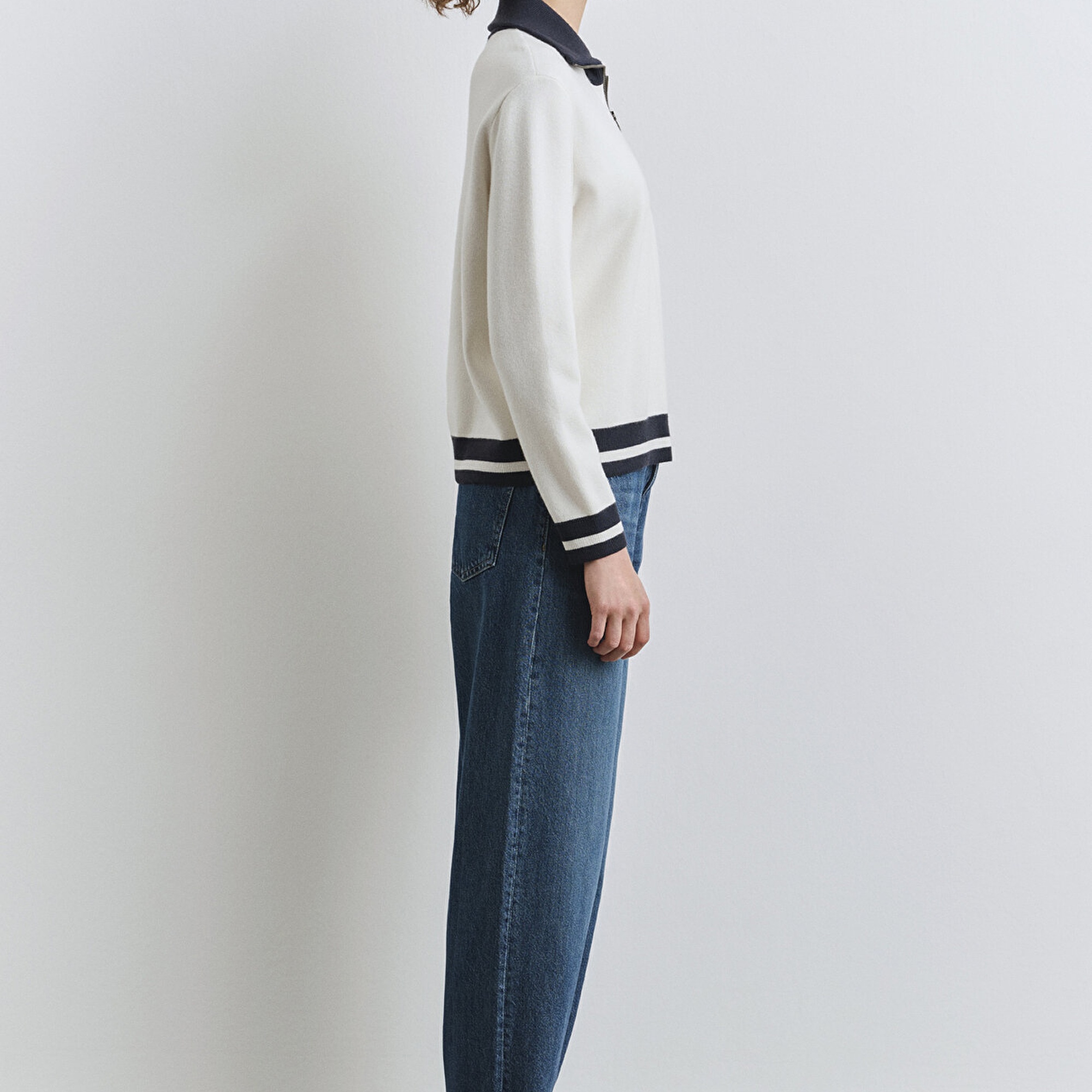 Mavi MJ Nakışlı Yarı Fermuarlı Kazak Loose Fit / Bol Rahat Kesim 1710687-70057