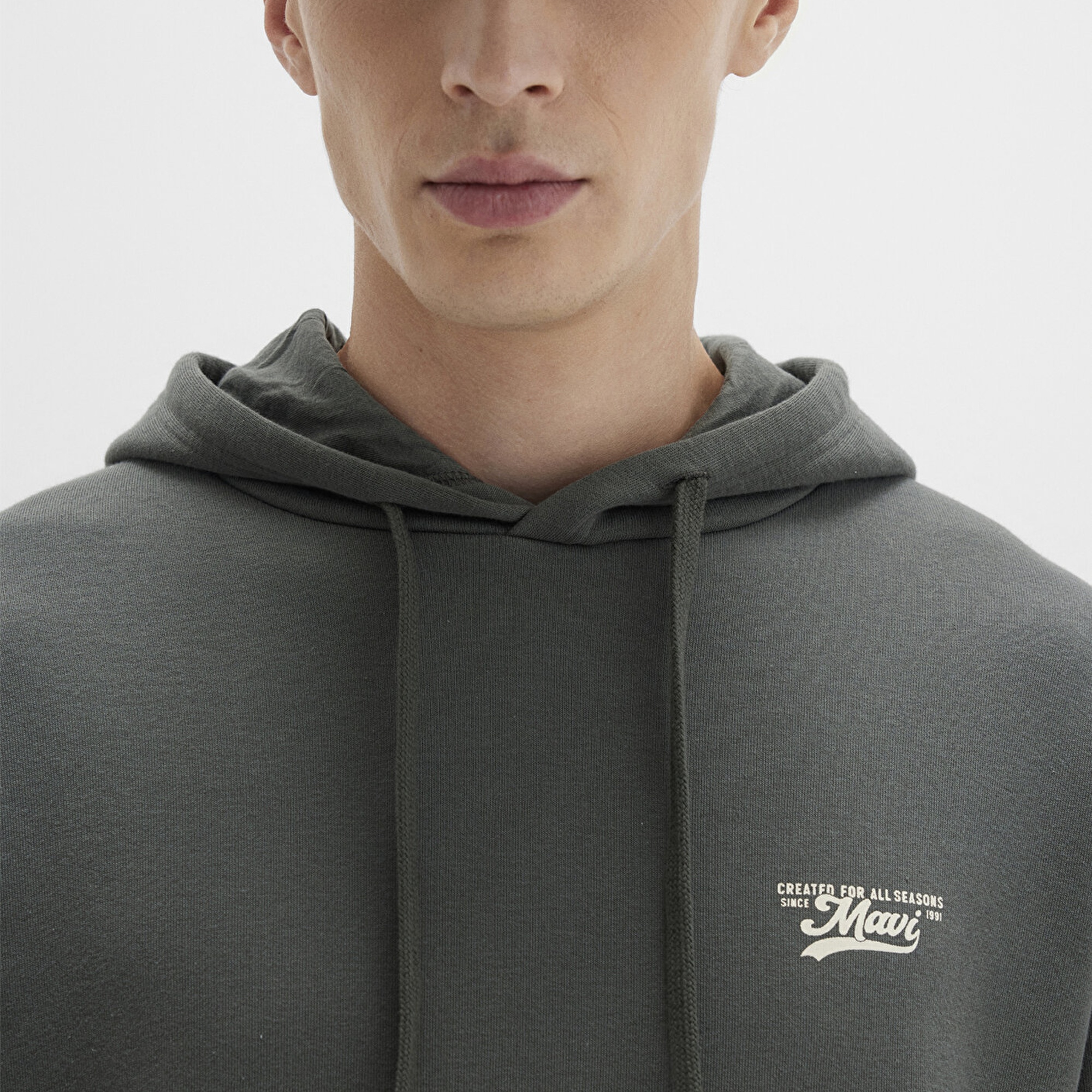 Mavi Mavi Logo Baskılı Kapüşonlu Yeşil Sweatshirt 0S10468-71598