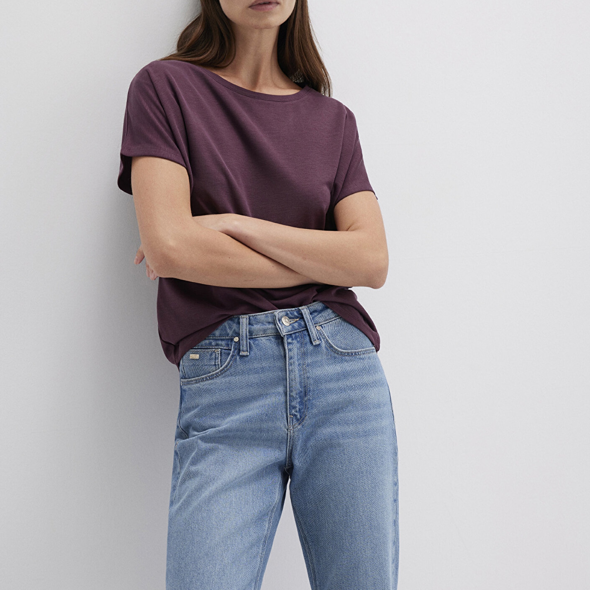 Mavi Lux Touch TENCEL TM Modal Kahverengi Basic Tişört Loose Fit / Bol Rahat Kesim 167245-70421