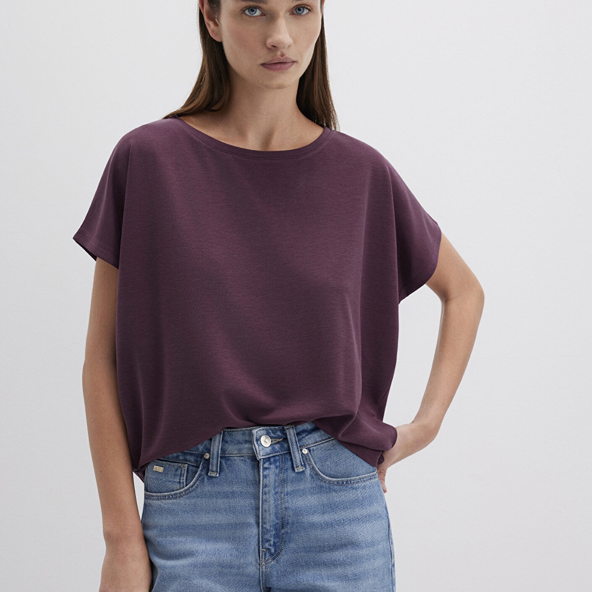 Mavi Lux Touch TENCEL TM Modal Kahverengi Basic Tişört Loose Fit / Bol Rahat Kesim 167245-70421