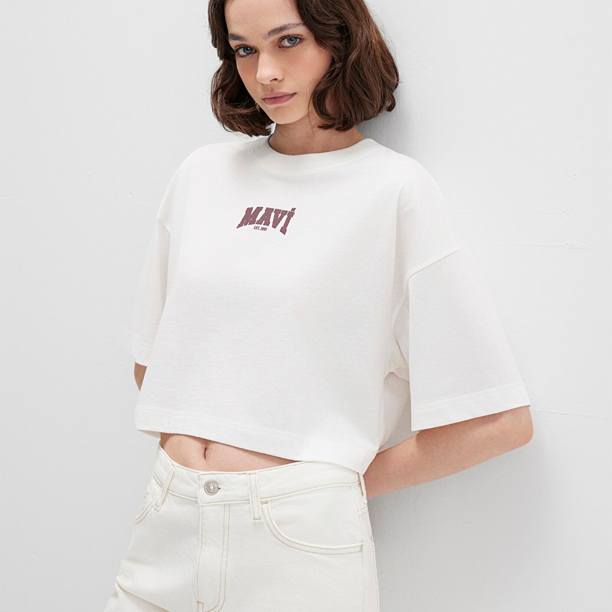 Mavi Mavi Logo Baskılı Ekru Crop Tişört Crop / Kısa Kesim 1613411-70057