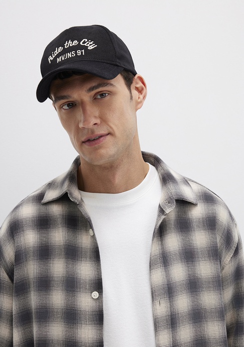  Mavi Siyah Şapka 0911925-900