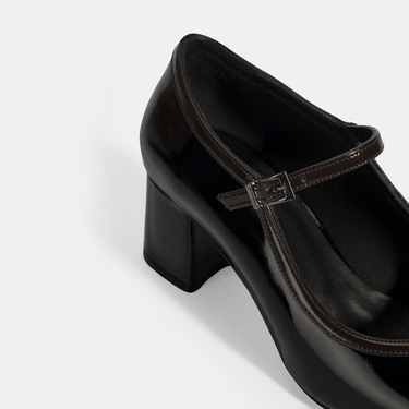  Kadın Siyah Ayarlanabilir Tokalı Kalın Topuklu Klasik Ayakkabı