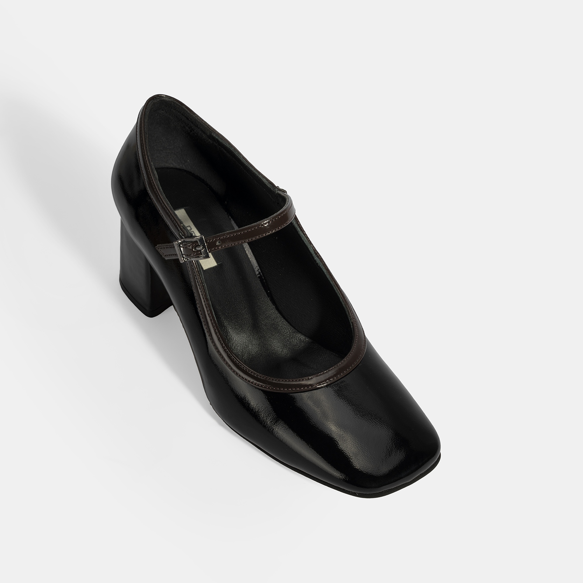 Kadın Siyah Ayarlanabilir Tokalı Kalın Topuklu Klasik Ayakkabı