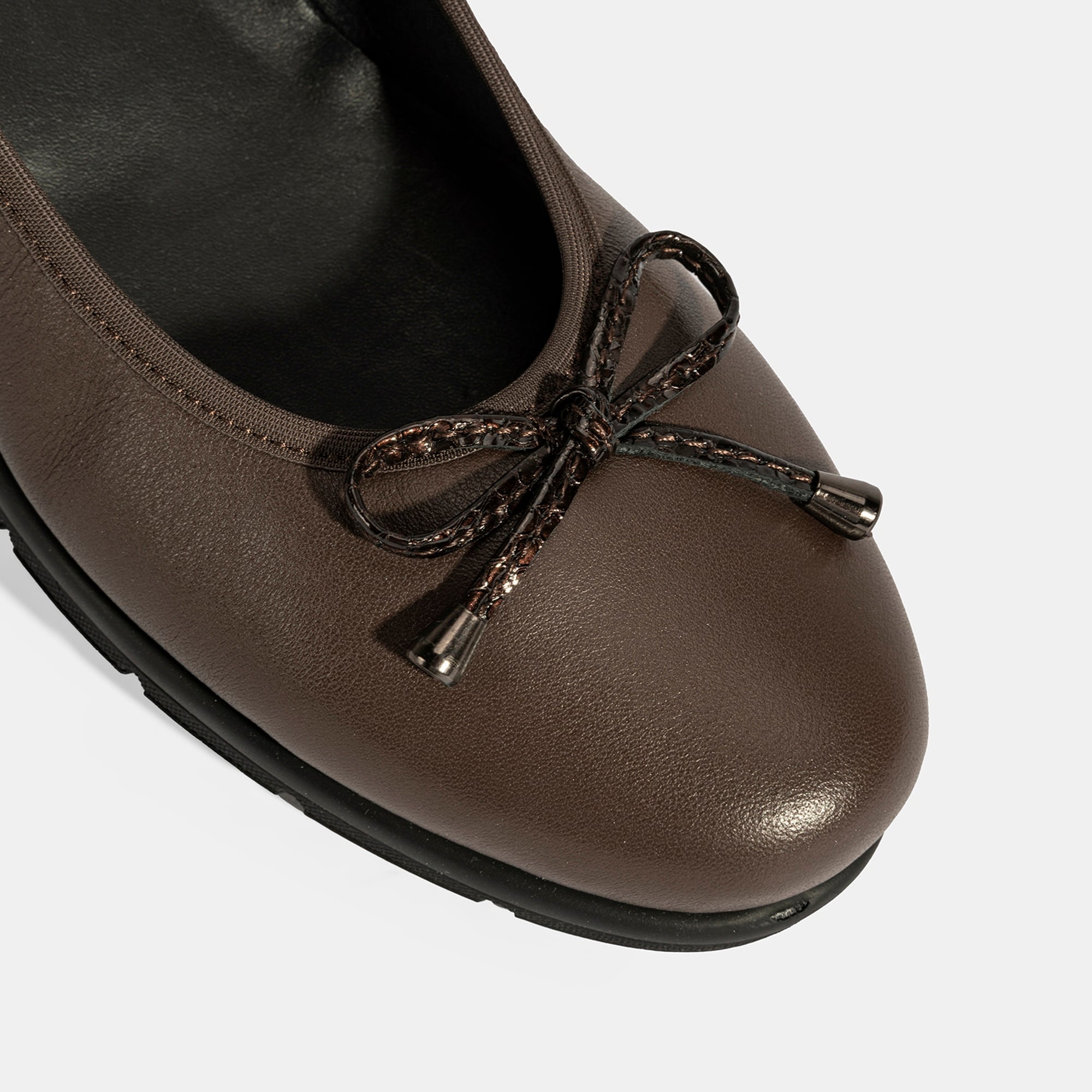 Kadın Kahve Fiyonk Detaylı DesaComfort Deri Ayakkabı