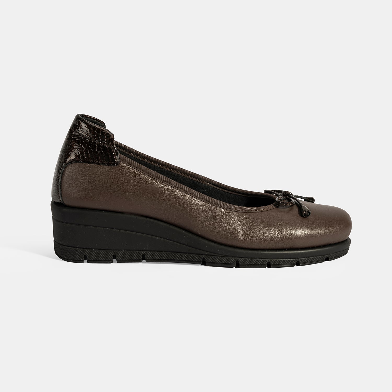  Kadın Kahve Fiyonk Detaylı DesaComfort Deri Ayakkabı