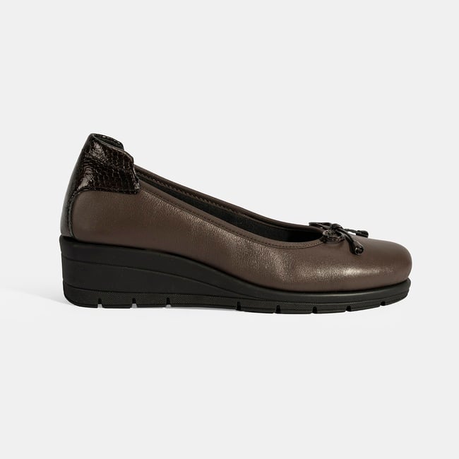  Kadın Kahve Fiyonk Detaylı DesaComfort Deri Ayakkabı