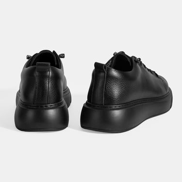  Kadın Siyah Bağcıklı Deri Spor Ayakkabı