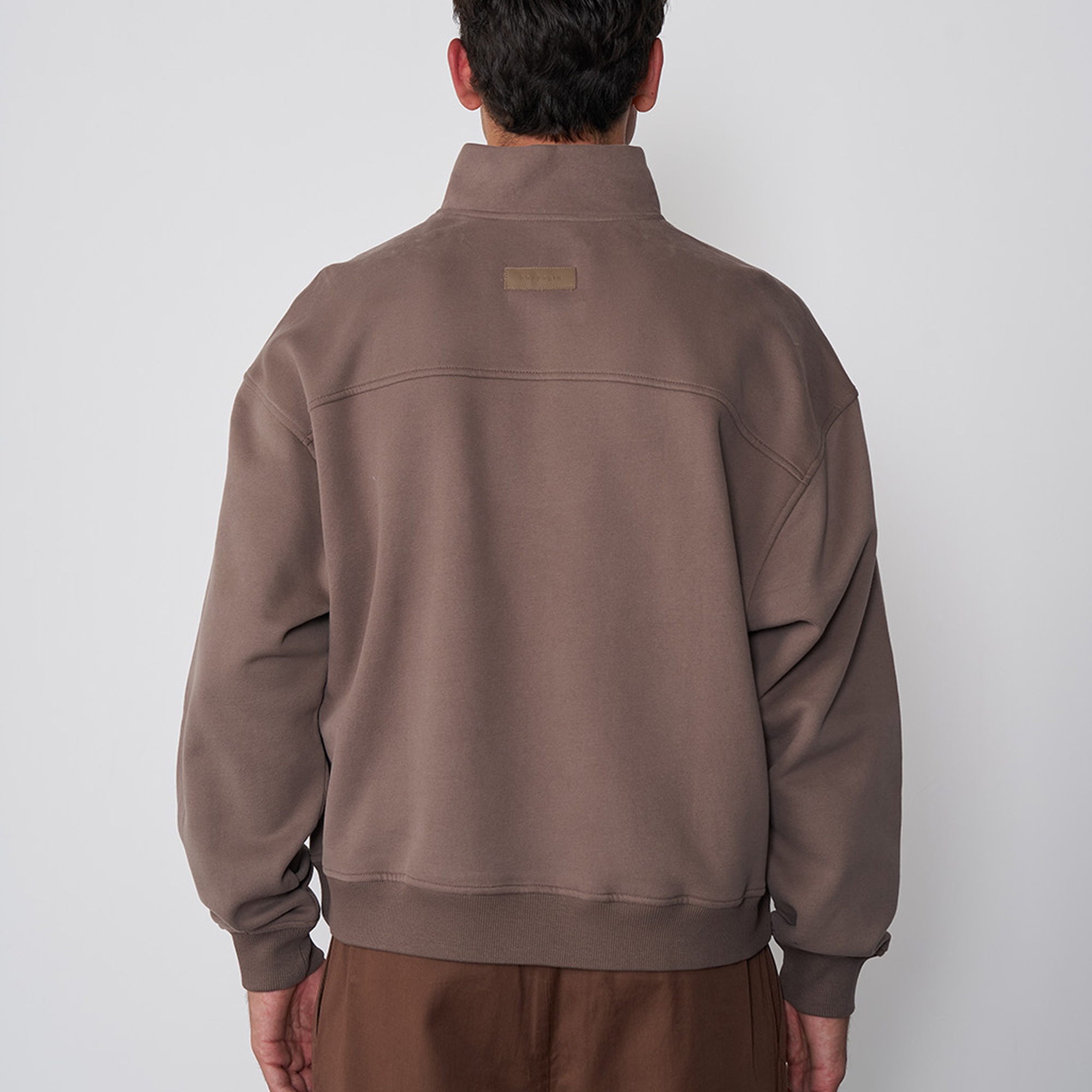 Dik Yaka Oversize Sweatshirt