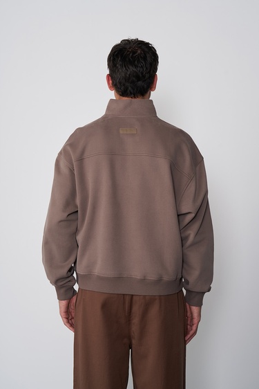  Dik Yaka Oversize Sweatshirt
