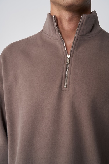  Dik Yaka Oversize Sweatshirt