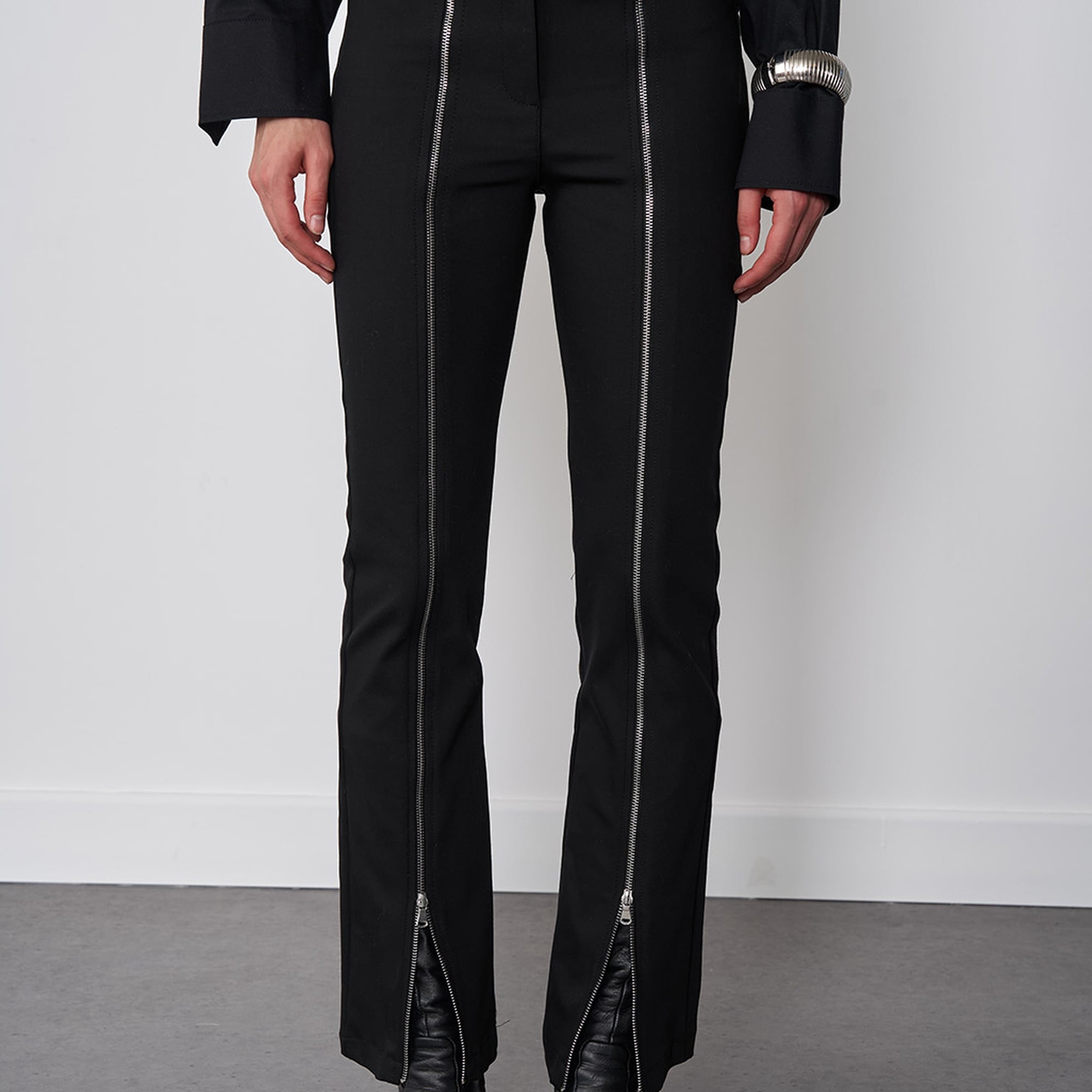 Fermuar Detaylı Pantolon