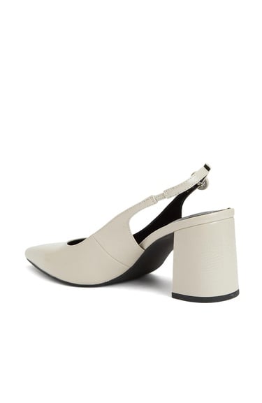  Divarese Kadın Kırık Beyaz Bantlı Gova