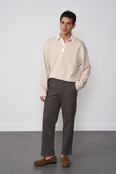  Kontrast Yakalı Sweatshirt