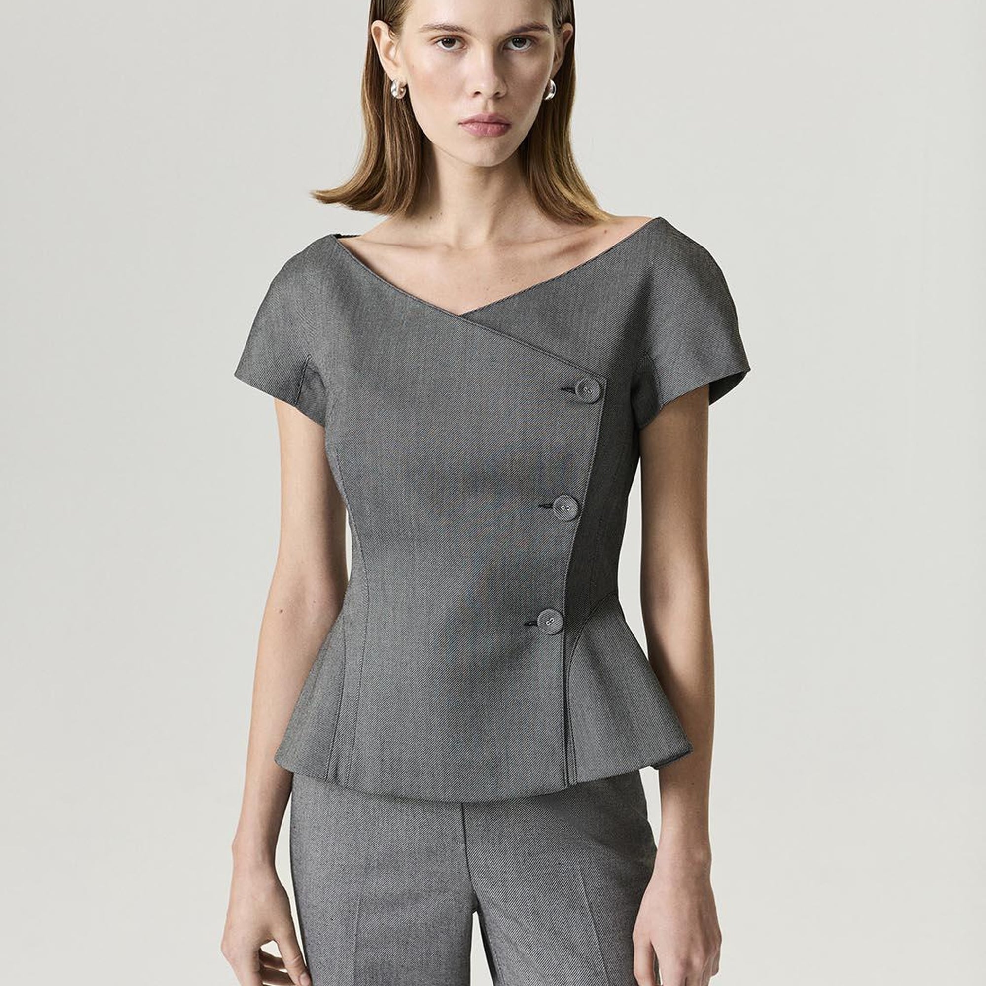 Kruvaze Düğme Kapamalı Yelek