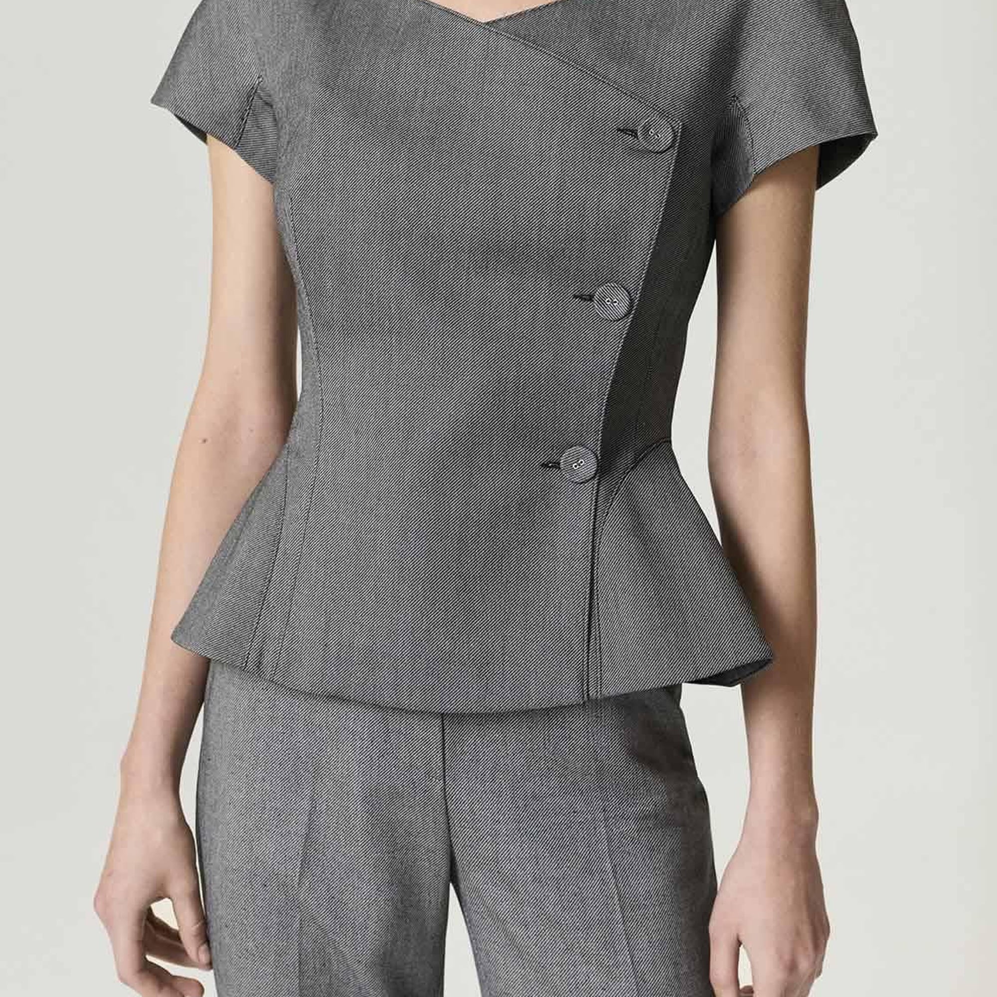 Kruvaze Düğme Kapamalı Yelek