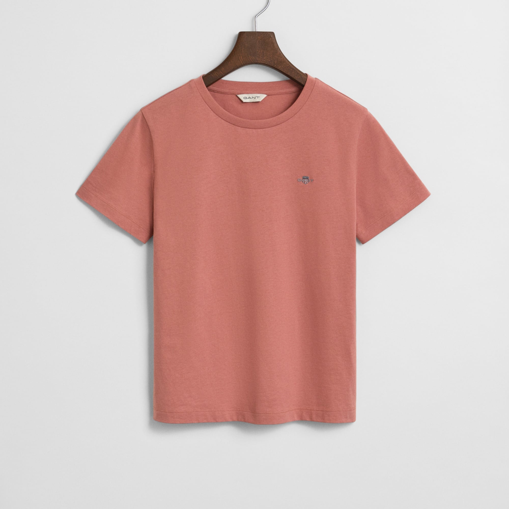 GANT Kadın Pembe Regular Fit Bisiklet Yaka T-Shirt