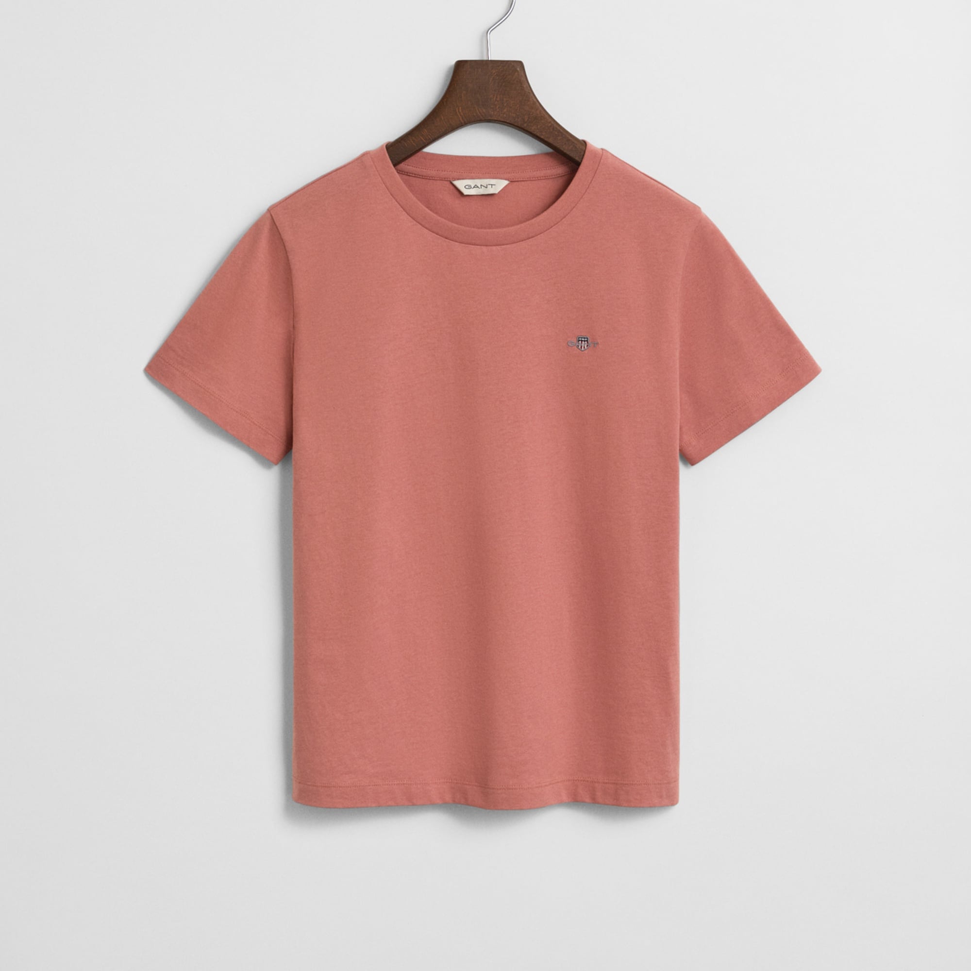 GANT Kadın Pembe Regular Fit Bisiklet Yaka T-Shirt