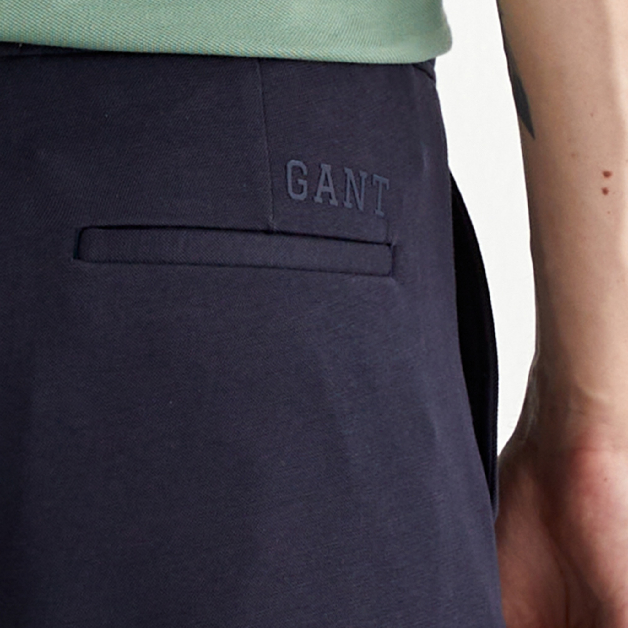 GANT Erkek Lacivert Jogger Fit Pantolon