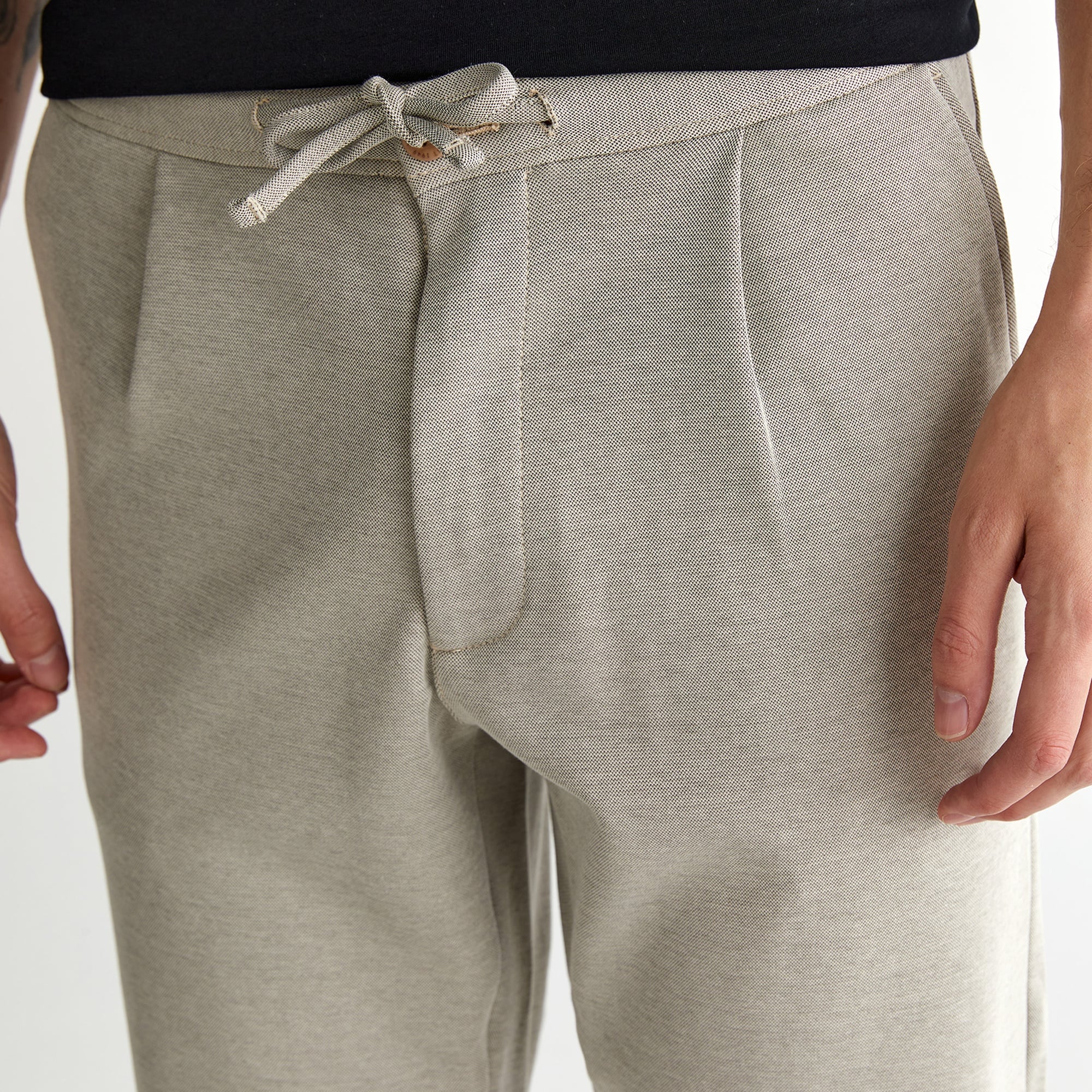 GANT Erkek Bej Jogger Fit Pantolon