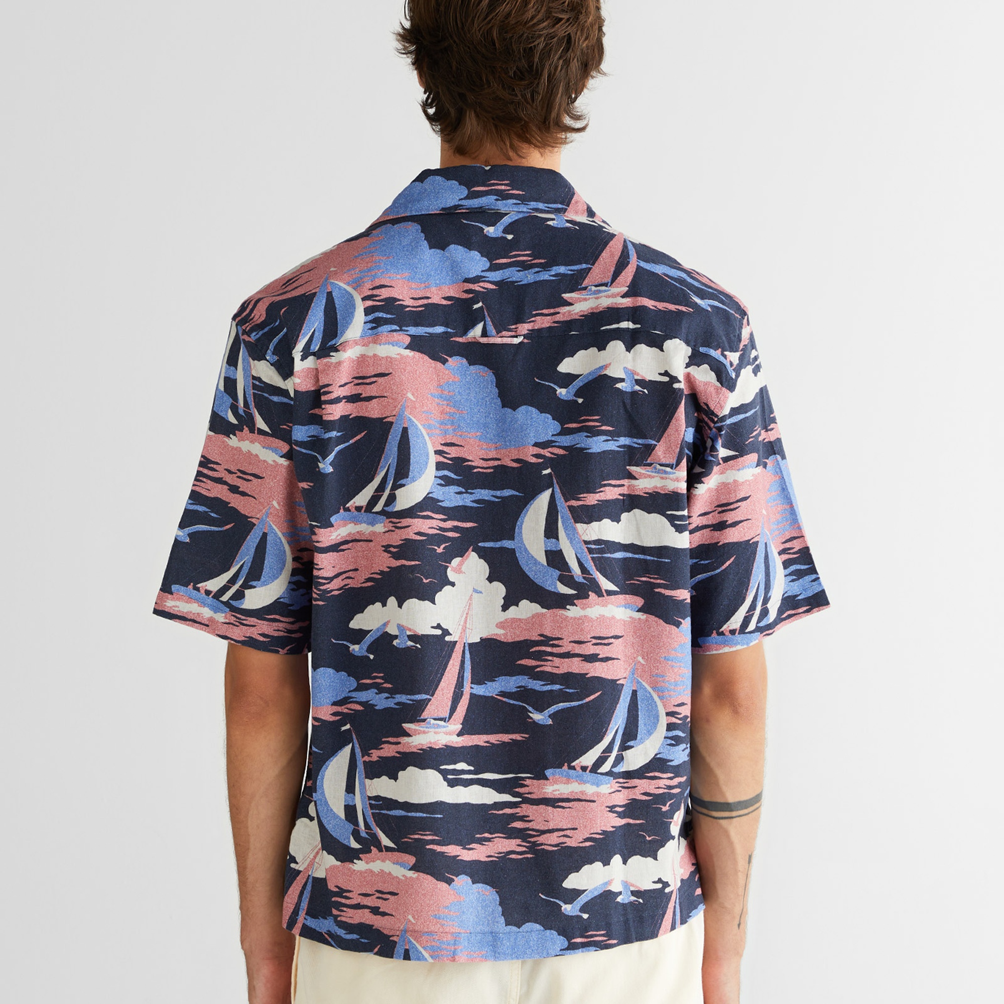 GANT Erkek Lacivert Relaxed Fit Klasik Yaka Desenli Gömlek