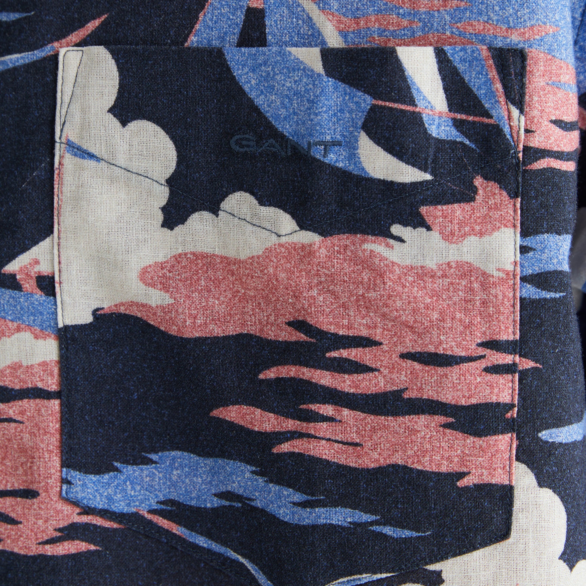 GANT Erkek Lacivert Relaxed Fit Klasik Yaka Desenli Gömlek