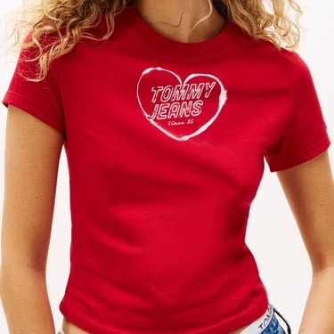  Tommy Jeans Slim Essential Logo Ext Kadın Kırmızı T-Shirt