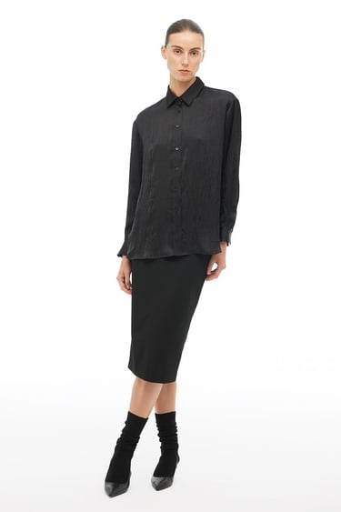  Siyah Jatus Regular Fit Gömlek Yaka Uzun Kol Gomlek