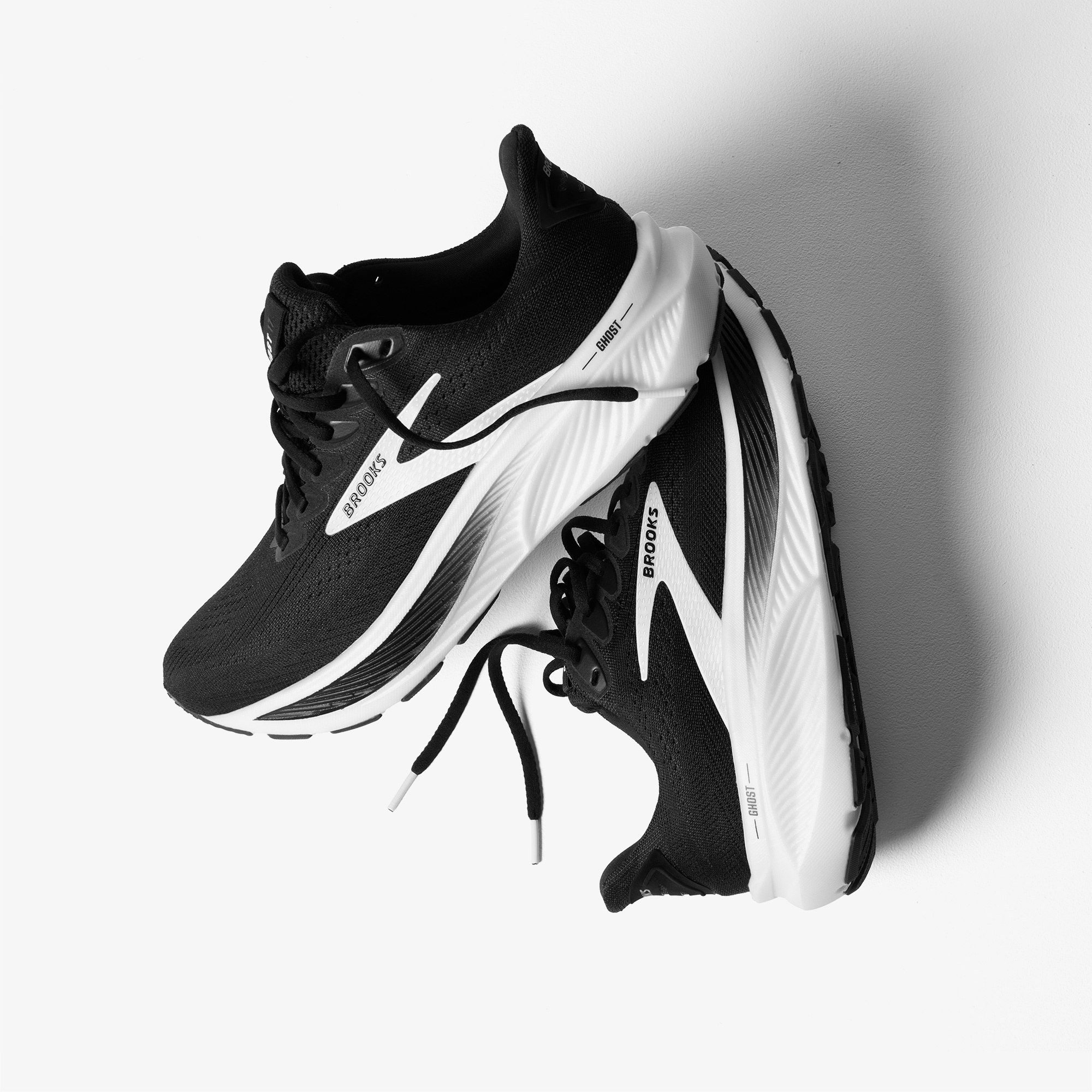 Brooks Ghost 17 Erkek Siyah Koşu Ayakkabısı