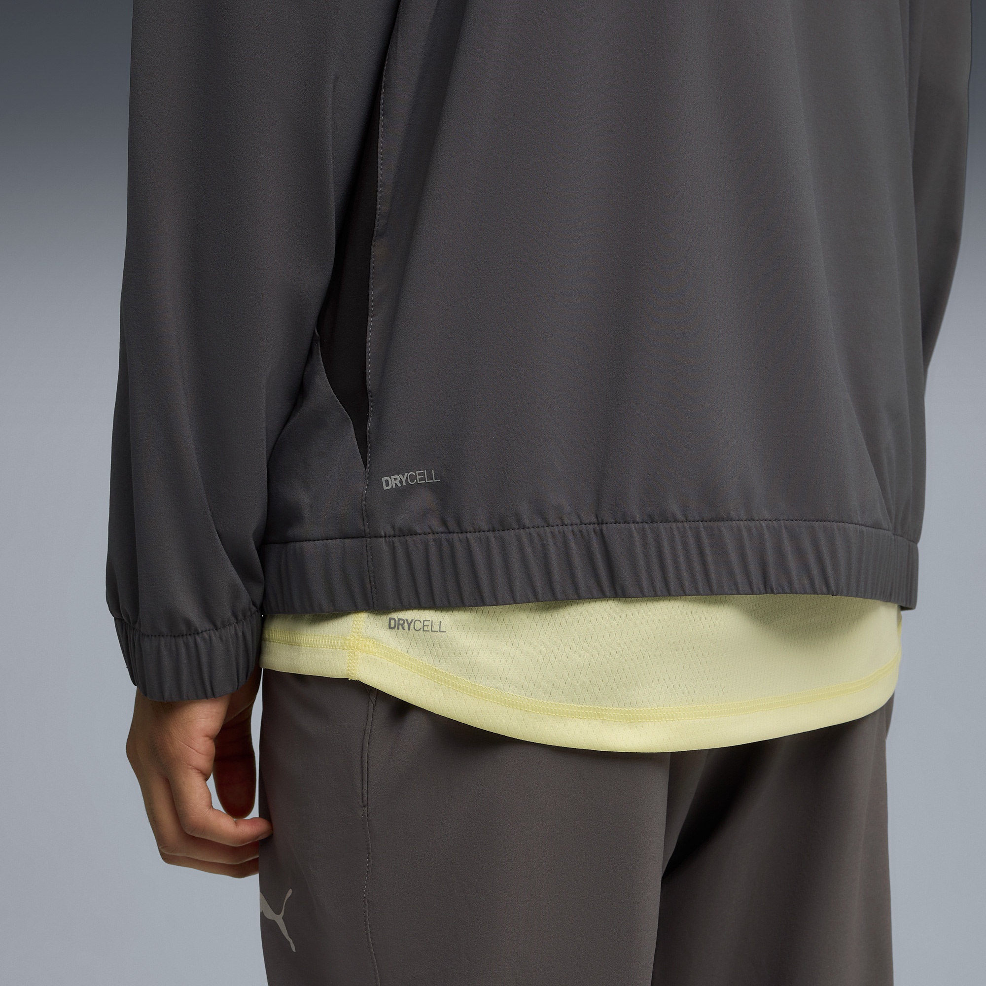 Puma Run Velocity Woven Erkek Gri Koşu Ceketi