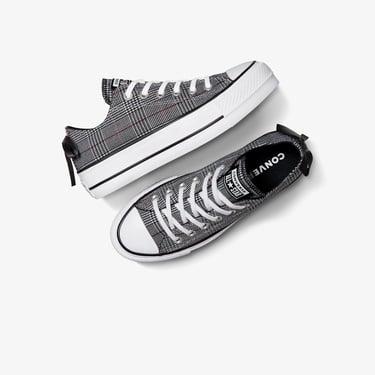  Converse Chuck Taylor All Star Lift Kadın Siyah Sneaker