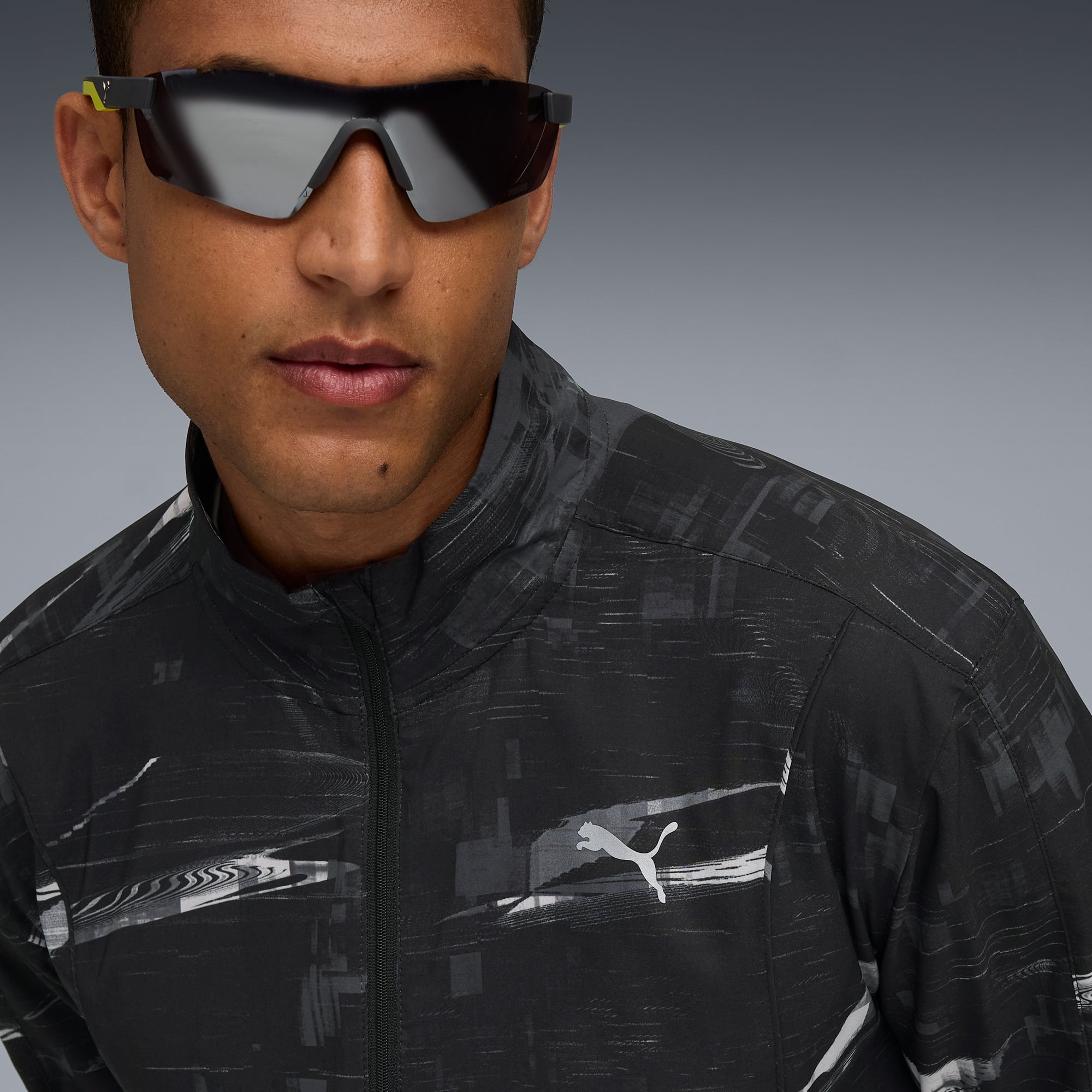 Puma Run Velocity Aop Erkek Siyah Koşu Ceketi