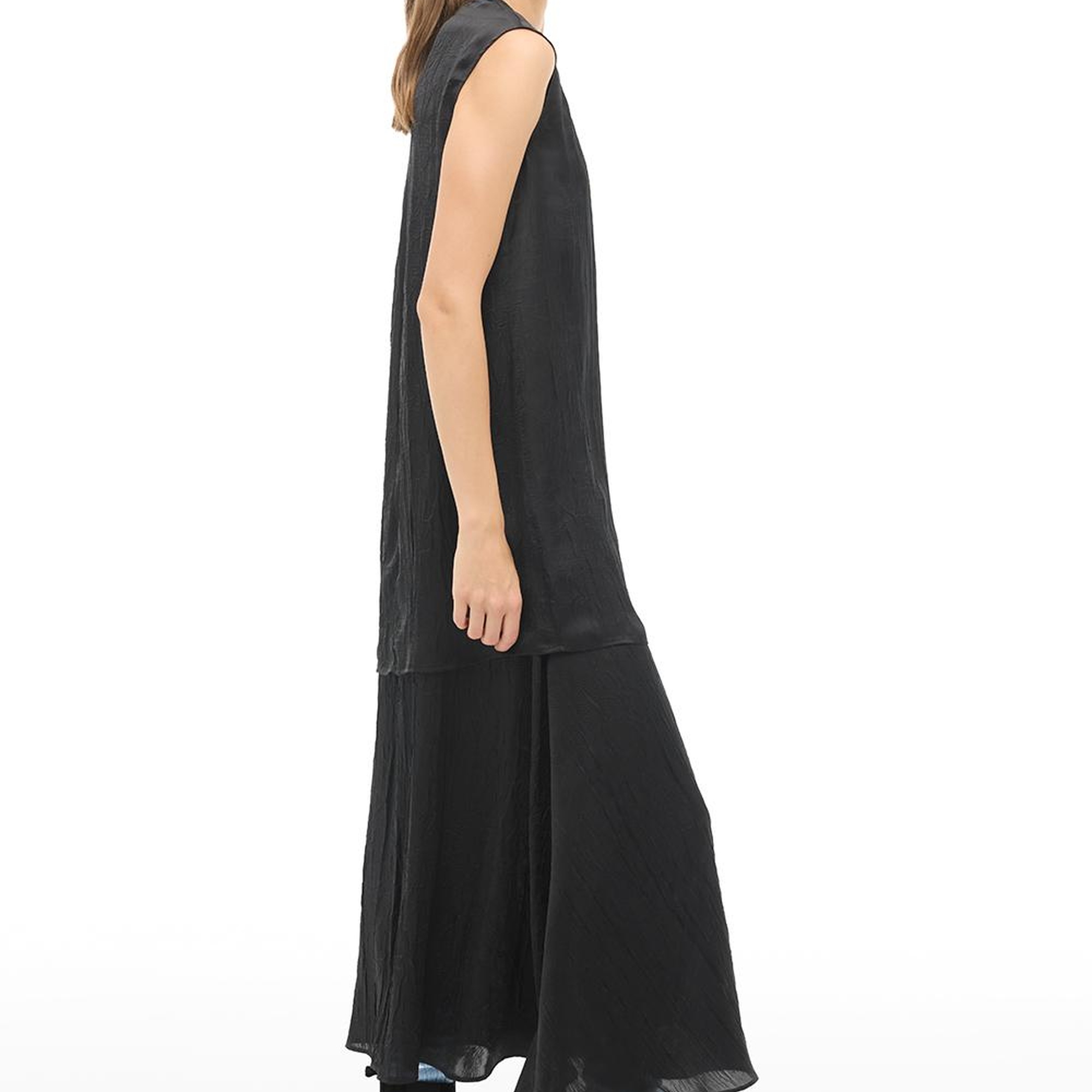 Siyah Yuvarlak Yaka Çiçekli Midi Elbise