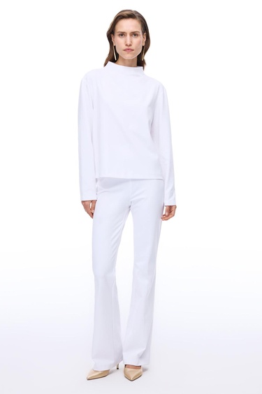  Animas Slim Fit Kısa Boy Düşük Kollu Yarım Dik Yaka Beyaz Bluz