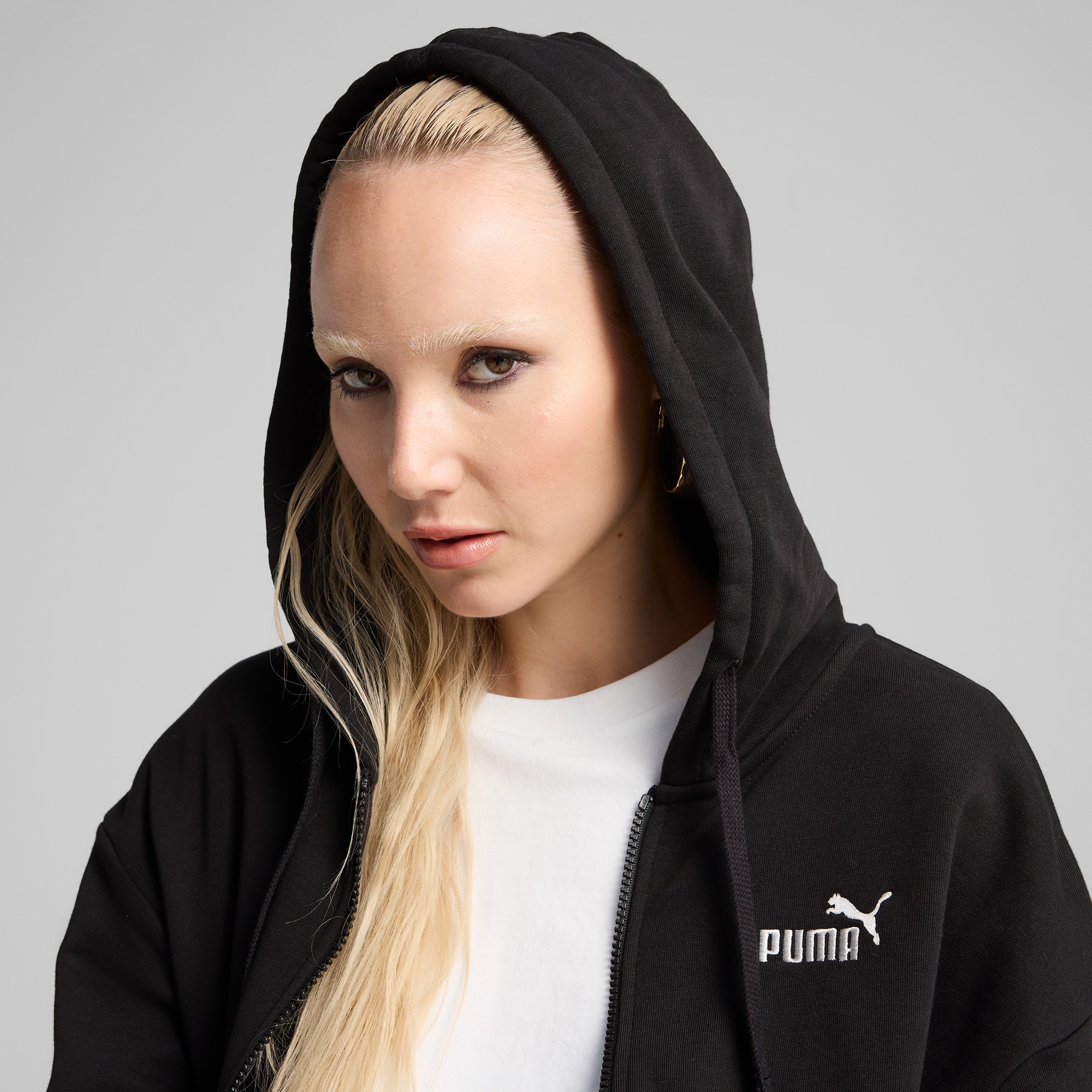 Puma Ess Comfort Full-Zip Kadın Siyah Eşofman Üstü
