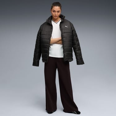  Puma Ess Relaxed V-Neck Kadın Beyaz T-Shirt