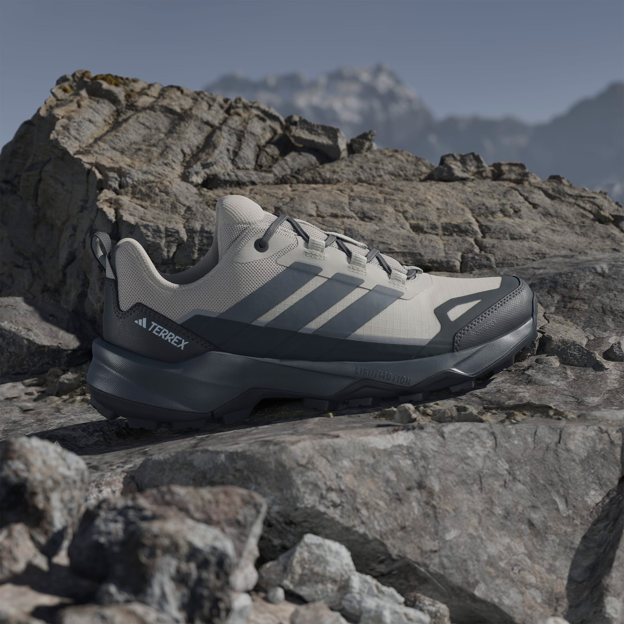 adidas Terrex Skychaser Ax5 Gore-Tex Kadın Bej Yürüyüş Ayakkabısı