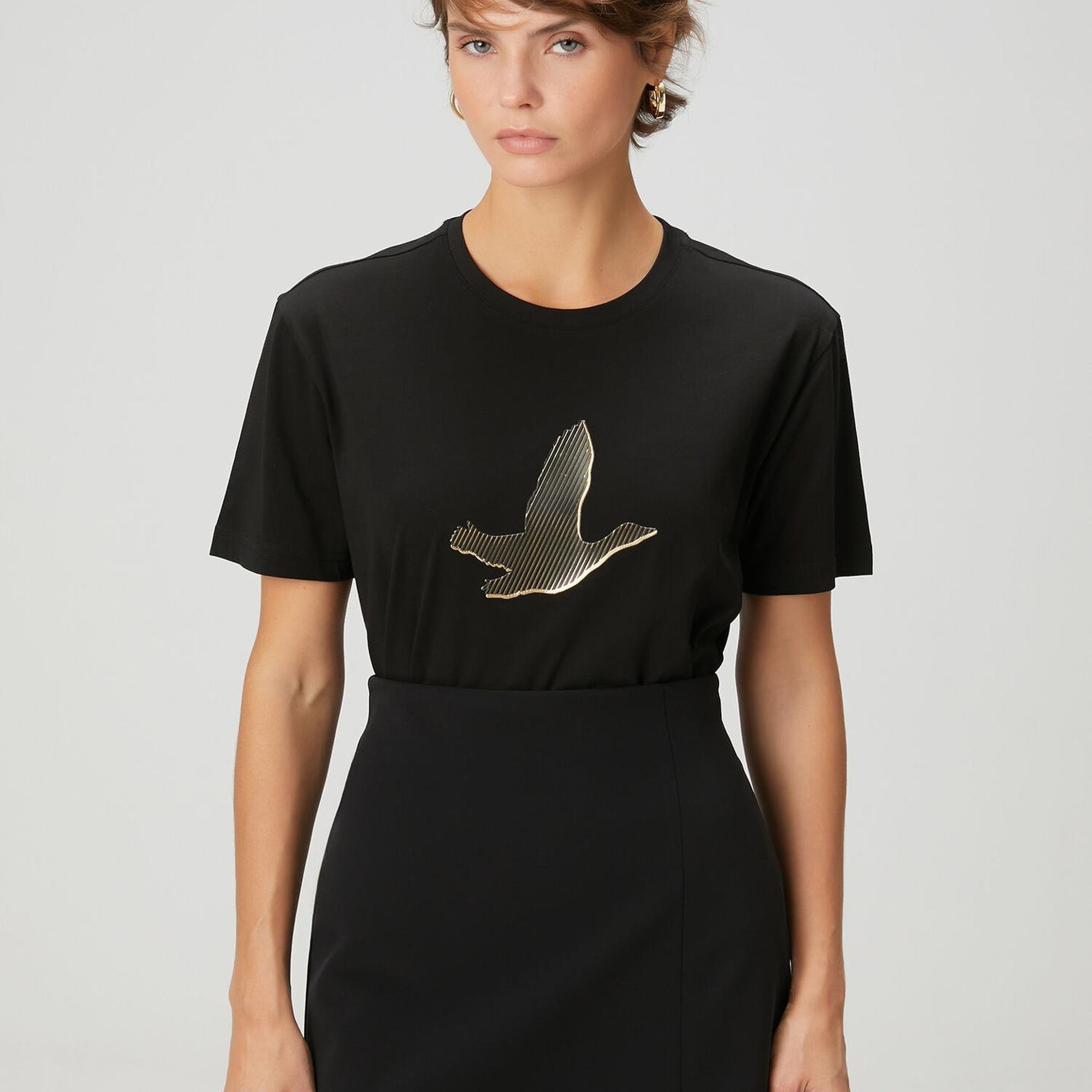 Beymen Club Kadın Siyah Gold Logolu T-shirt