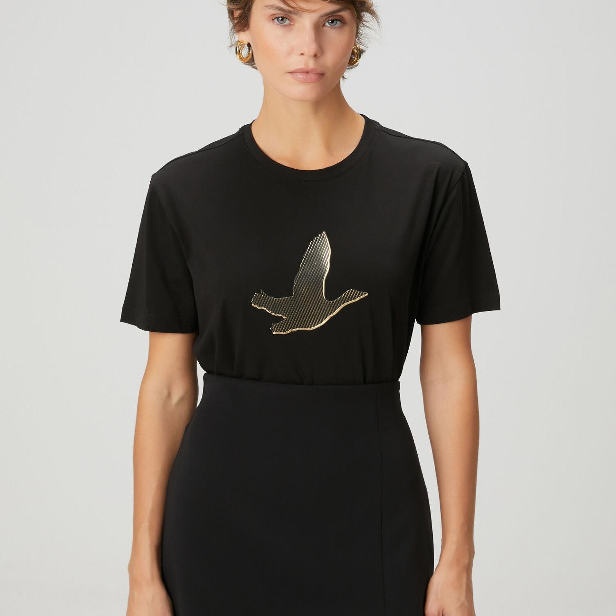 Beymen Club Kadın Siyah Gold Logolu T-shirt