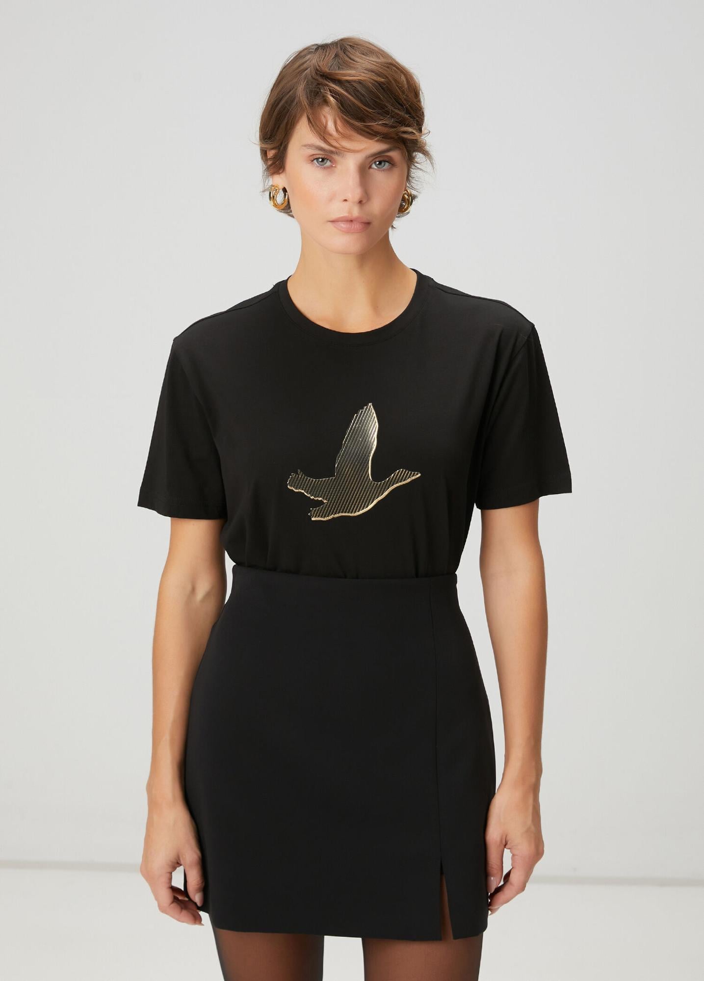  Beymen Club Kadın Siyah Gold Logolu T-shirt