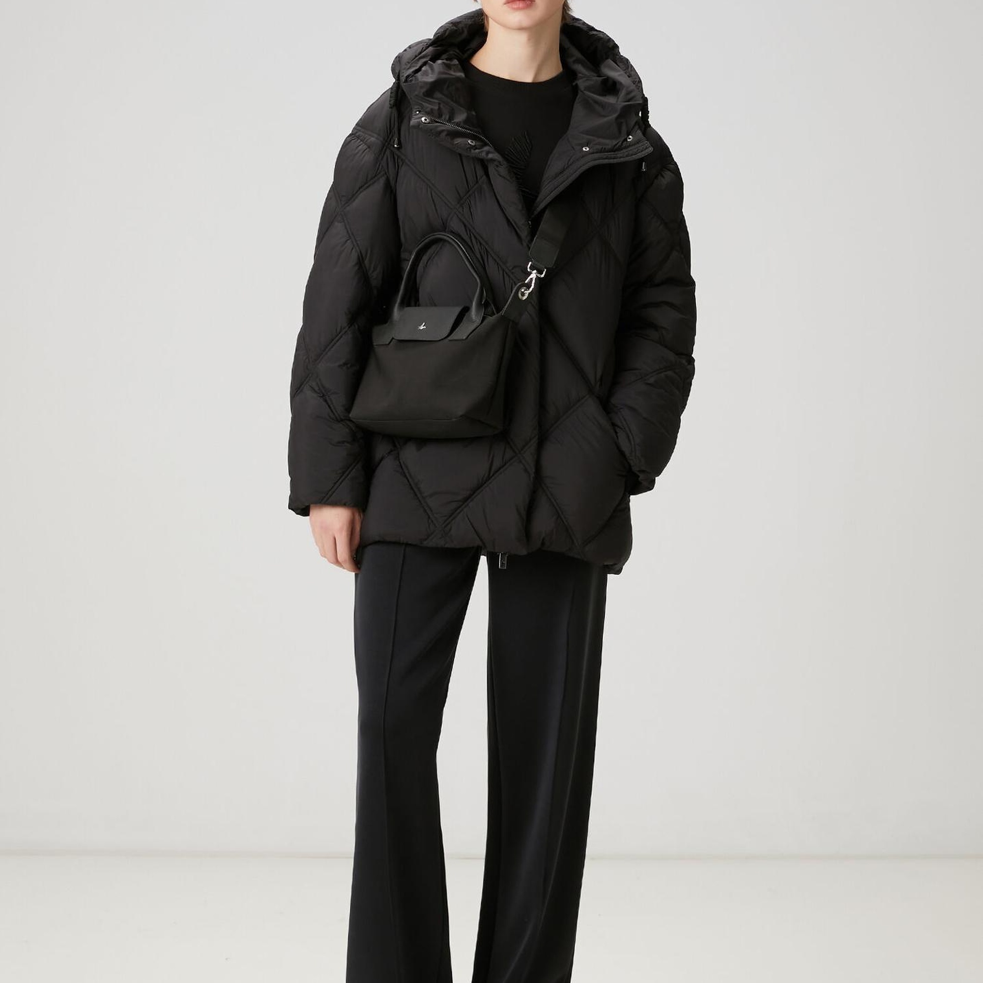 Beymen Club Kadın Siyah Logo Nakışlı Sweatshirt