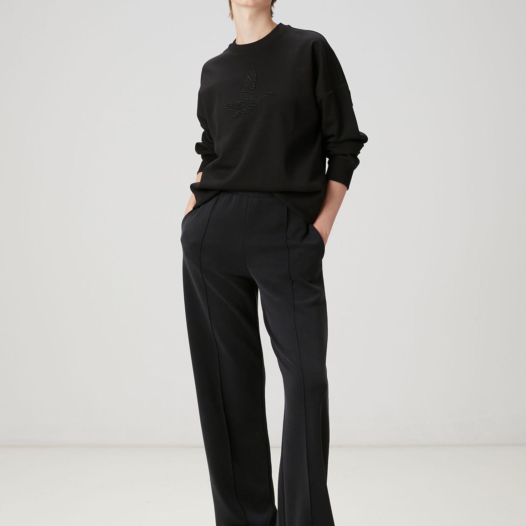 Beymen Club Kadın Siyah Logo Nakışlı Sweatshirt