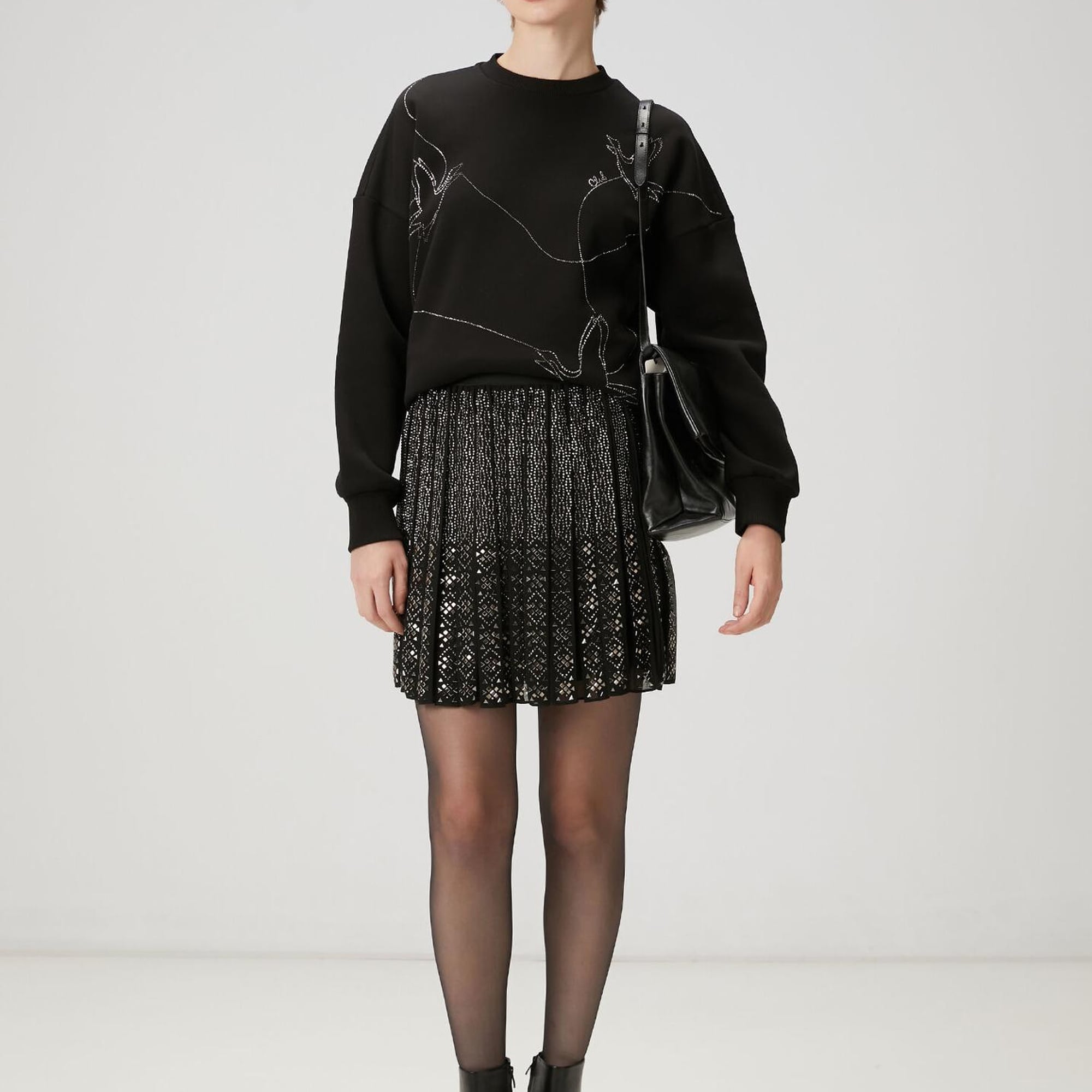 Beymen Club Kadın Siyah Taşlı Sweatshirt