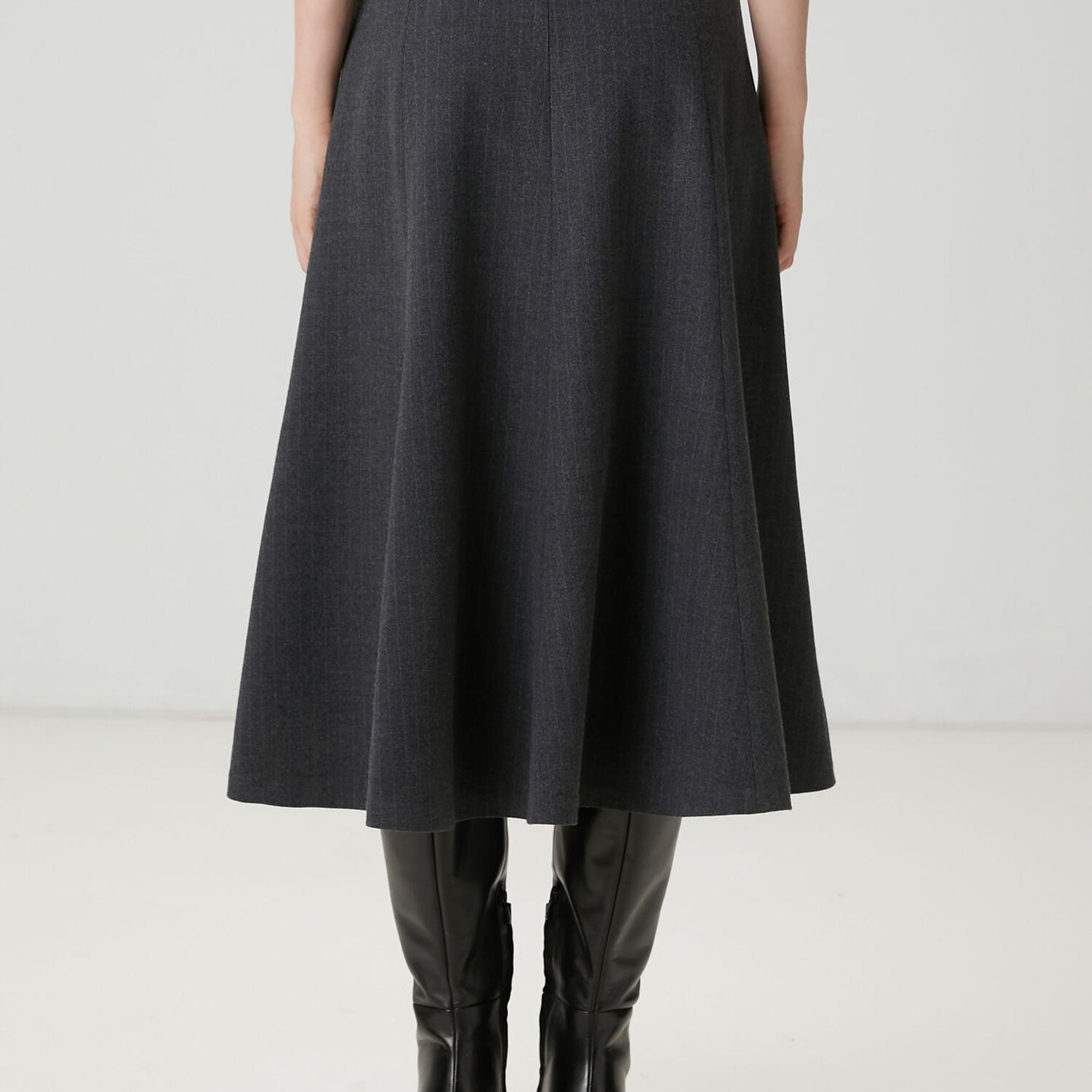 Beymen Club Kadın Koyu Gri Çizgili Midi Etek